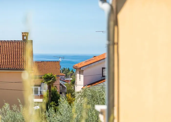 In Near The Sea And Beaches Porec