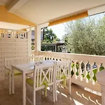 In Near The Sea And Beaches Апартаменти Пореч