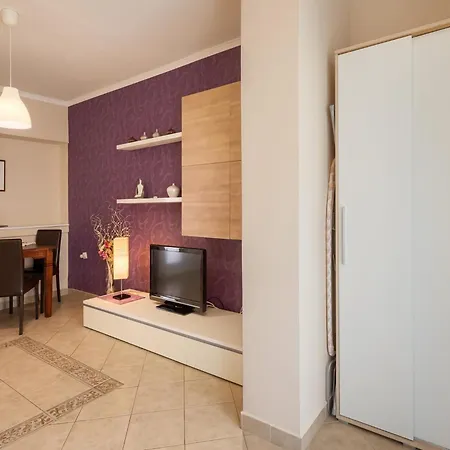 In Near The Sea And Beaches ポレッチ